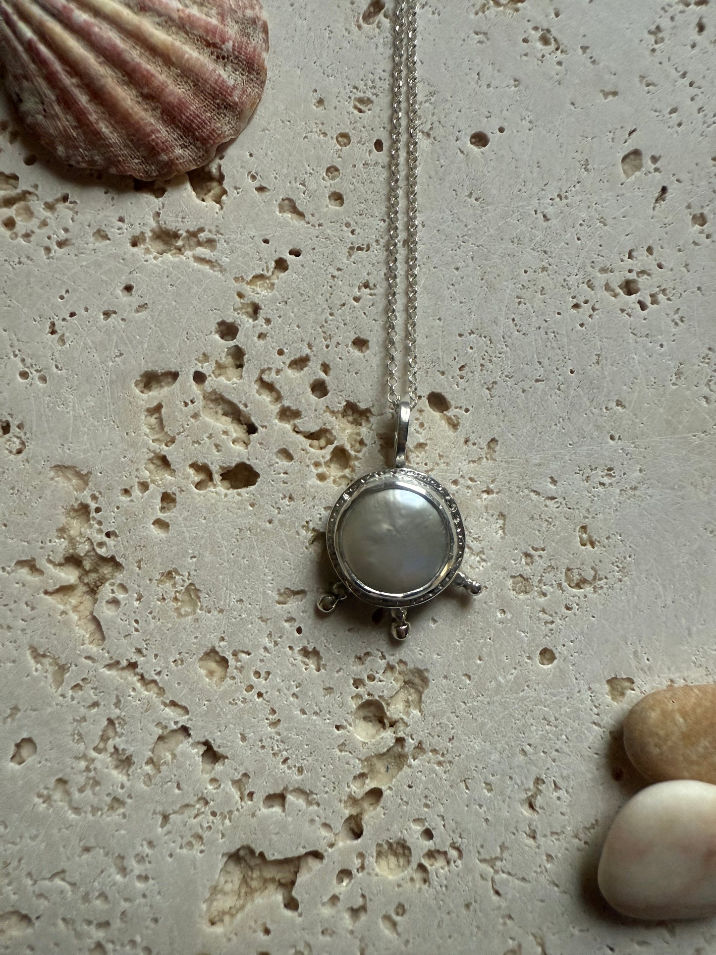 Lunaria Aura Necklace