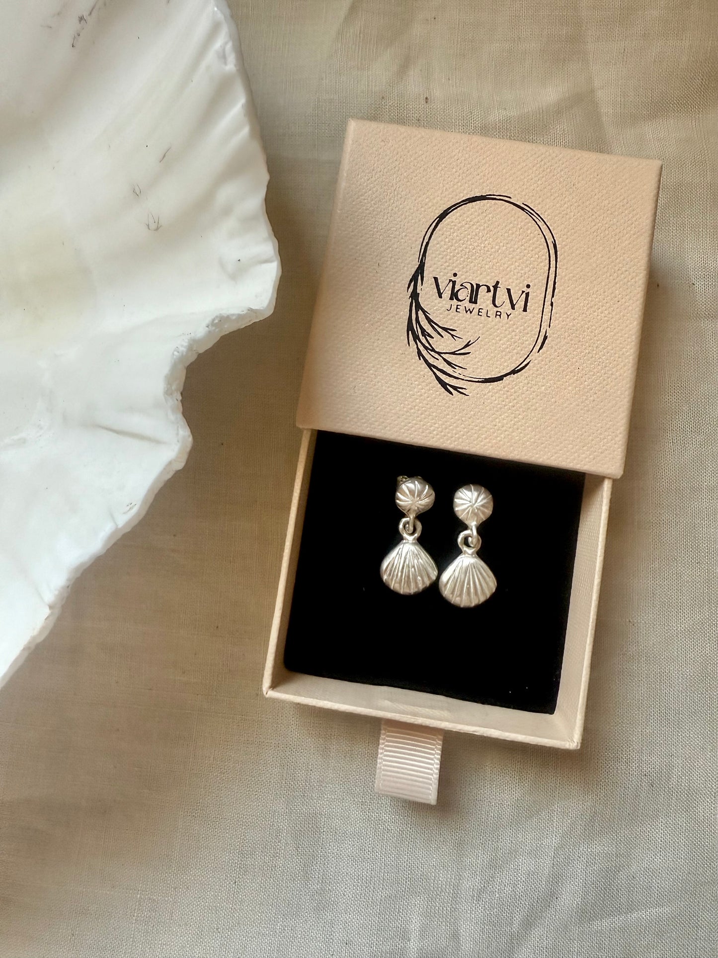 SEA SHELL Earrings | Drop Style