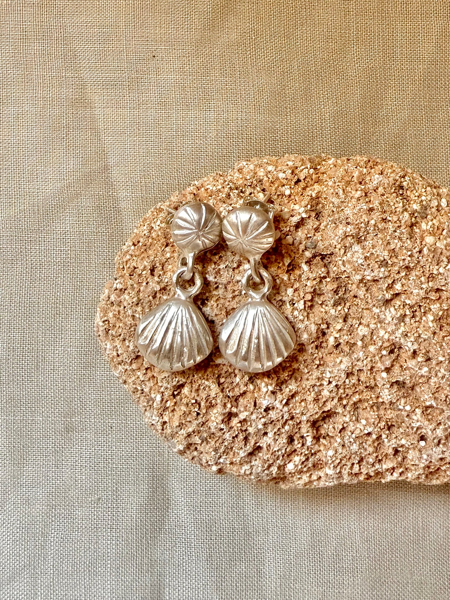 SEA SHELL Earrings | Drop Style