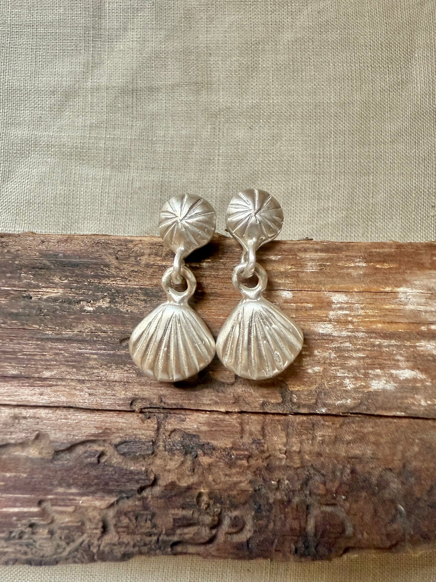 SEA SHELL Earrings | Drop Style